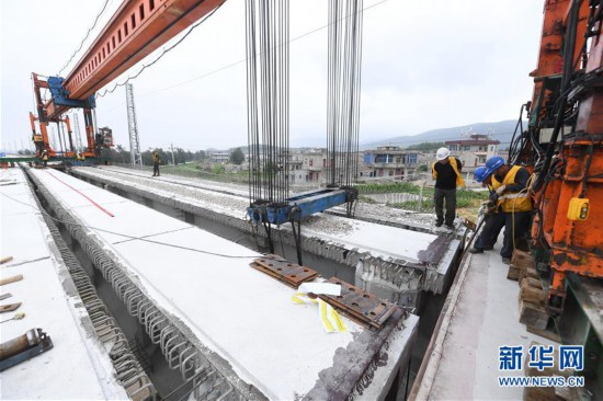 (經濟)(4)福平鐵路全線橋梁架設完成