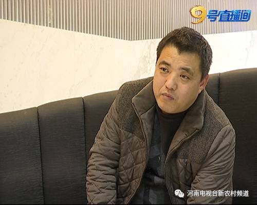 第一批購房者:12年13年左右買的房子,交了十幾萬,說是15年交房,后來我們看到不對,就來看了。